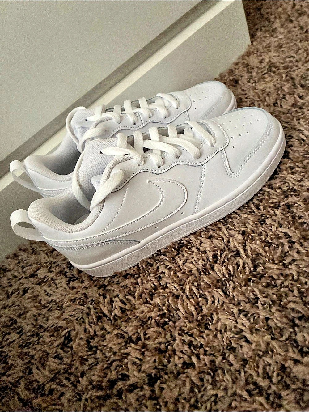 Nike Court Borough Low 2 White Sneakers US 4Y